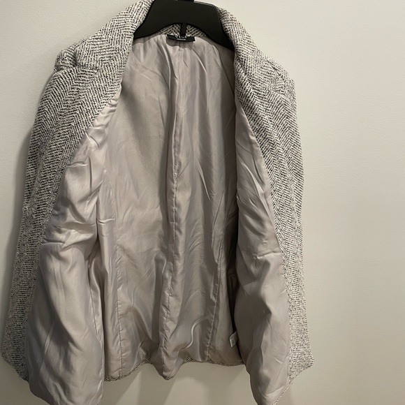 vici gray coat with pockets - Picture 5 of 8